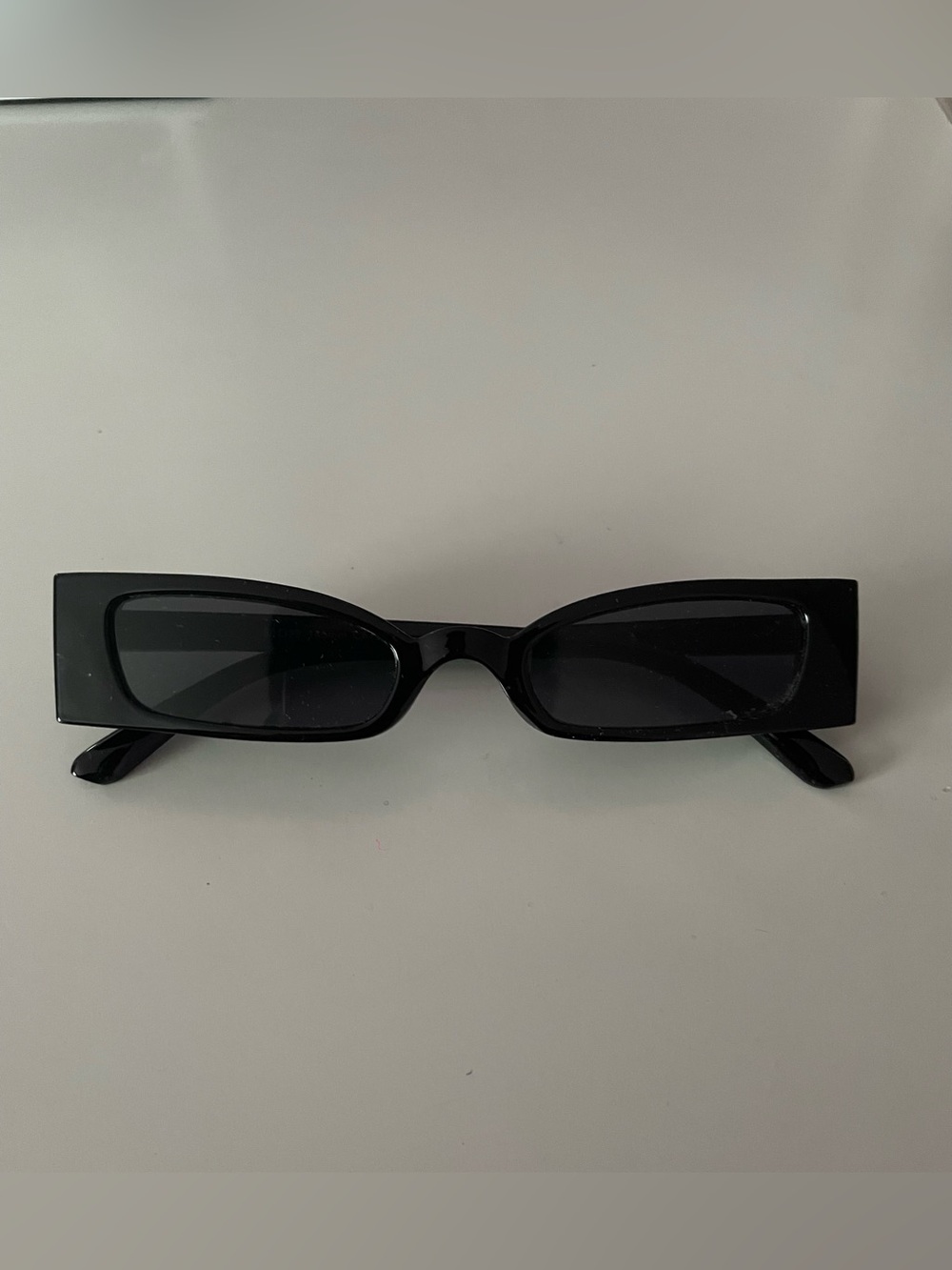 Vintage Sleek Black Rectangle Women's Sunglasses